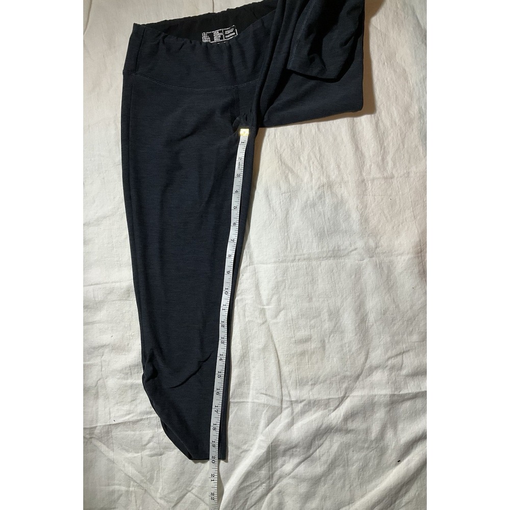New Balance Ruched Crop Capri Leggings Womens Size S Gray Gorpcore Active - Picture 4 of 8